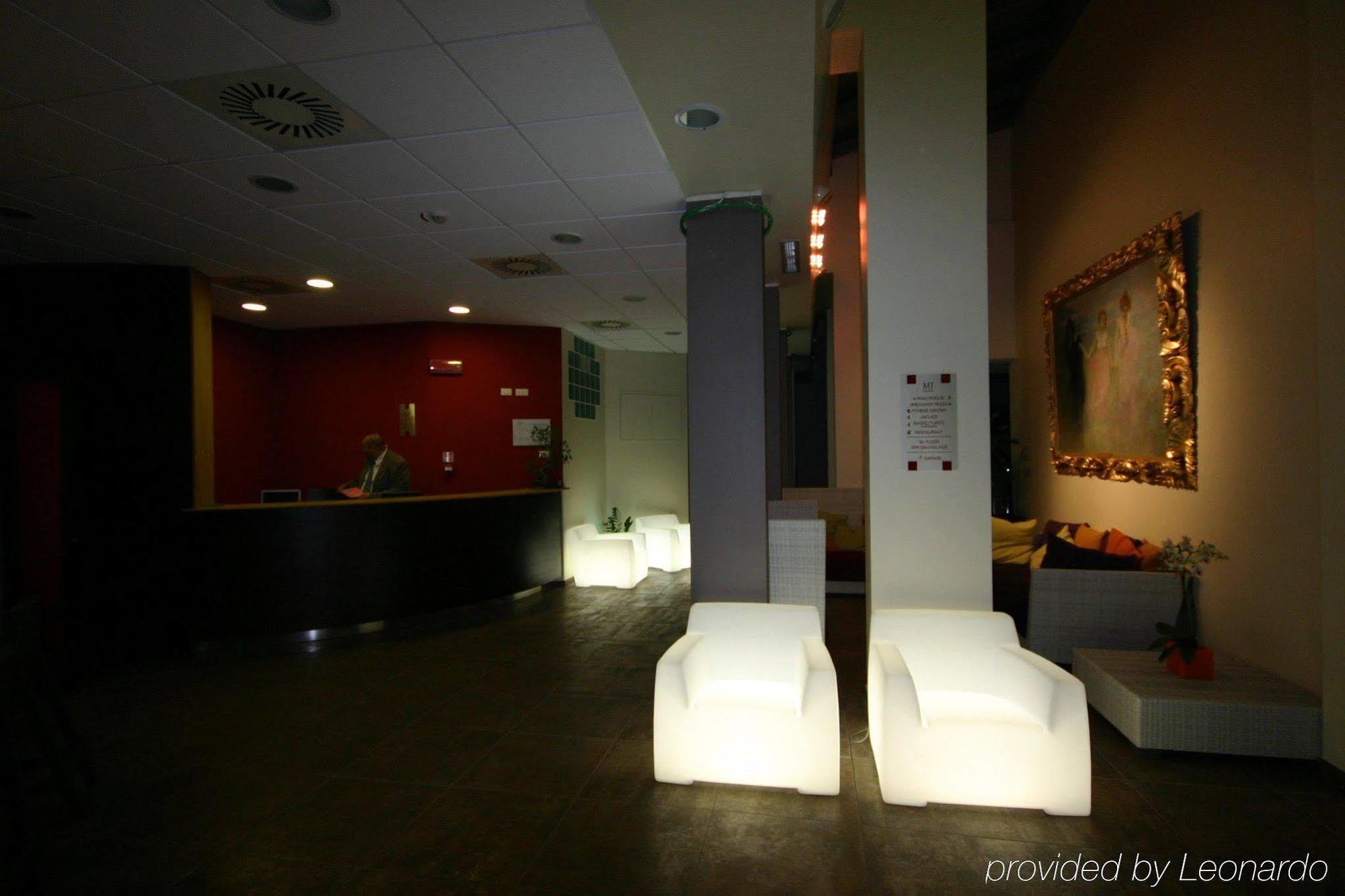 Mihotel Мілан Інтер'єр фото